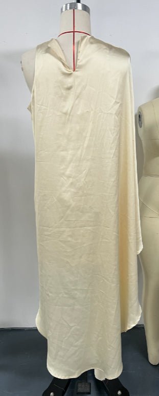 Robe Cape Asymétrique en Satin Élégante et Luxe pour Occasions Spéciales - IVOIRART.COM