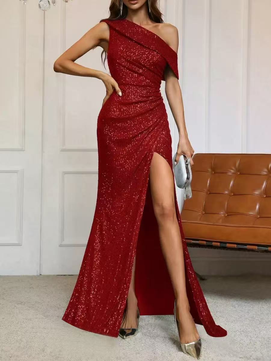 Robe de soirée élégante épaule nue à fente haute, style glamour et raffinement - IVOIRART.COM