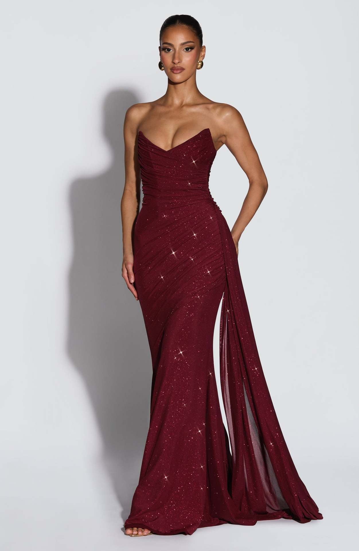 Robe de soirée longue sans bretelles européenne et américaine scintillante avec ceinture croisée - IVOIRART.COM