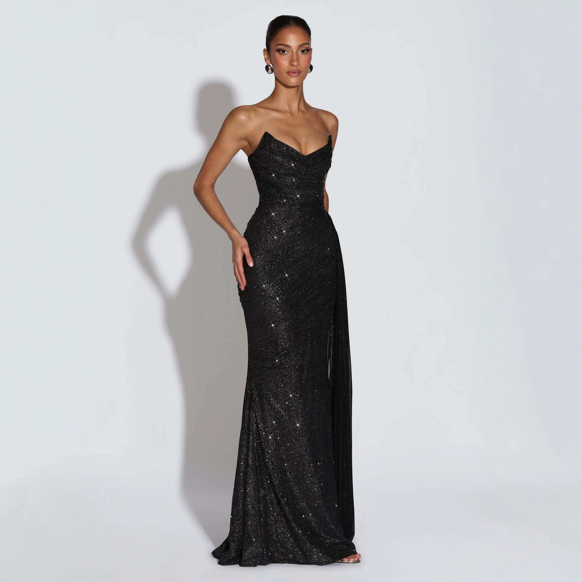 Robe de soirée longue sans bretelles européenne et américaine scintillante avec ceinture croisée - IVOIRART.COM