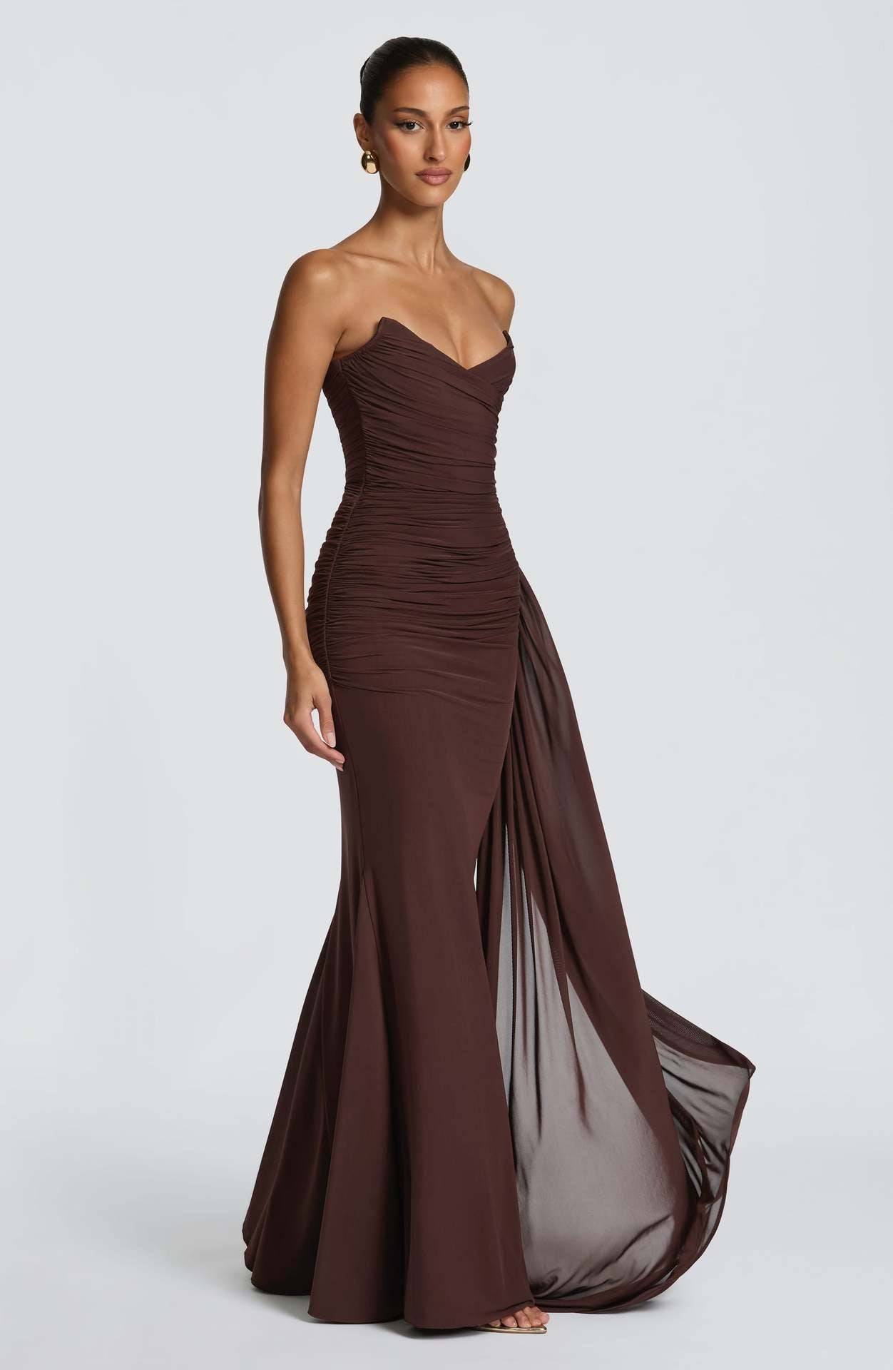 Robe de soirée longue sans bretelles européenne et américaine scintillante avec ceinture croisée - IVOIRART.COM