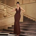 Robe de Soirée Sirène à Paillettes Marron avec Col Halter et Taille Plissée - IVOIRART.COM