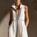 Robe décontractée rétro en coton-lin blanc à rayures avec ruban en soie blanche - IVOIRART.COM