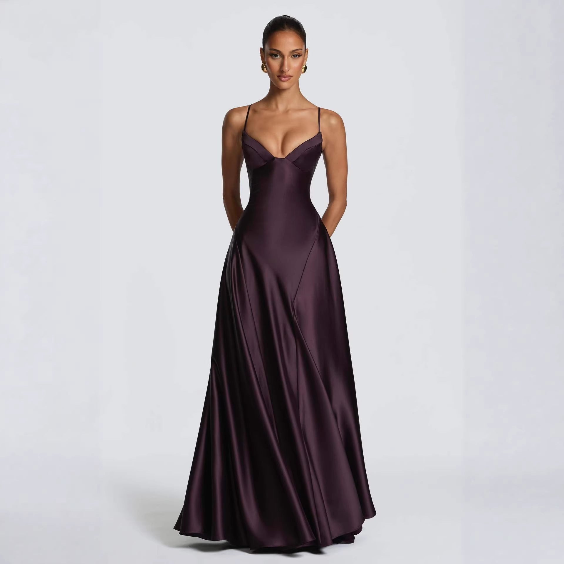 Robe longue de soirée bustier en satin taille marquée col V profond jupe pleine. - IVOIRART.COM