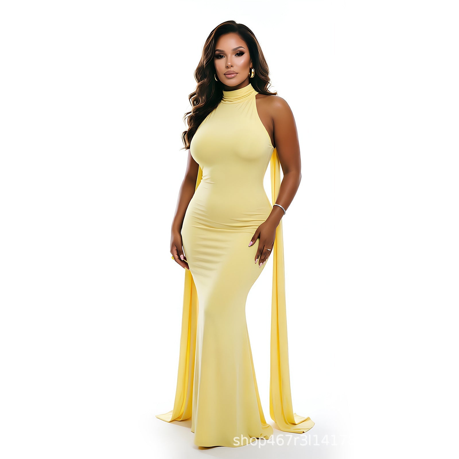 Robe Minceur Metteuse en Valeur avec Cape Élégante et Style Long Fishtail - IVOIRART.COM