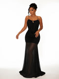 Robe sans manches à bretelles, élégante et moulante, soulignant la silhouette parfaite - IVOIRART.COM
