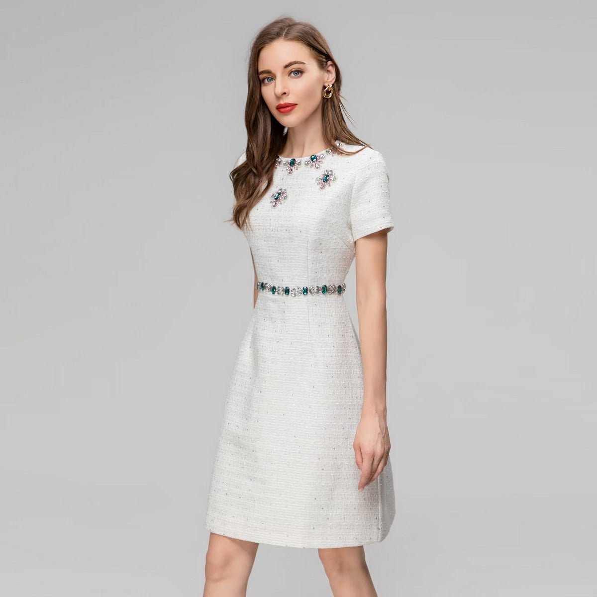 Robe tweed à sequins, perles et strass cintrée à la taille — creamy-white S-XXL. - IVOIRART.COM