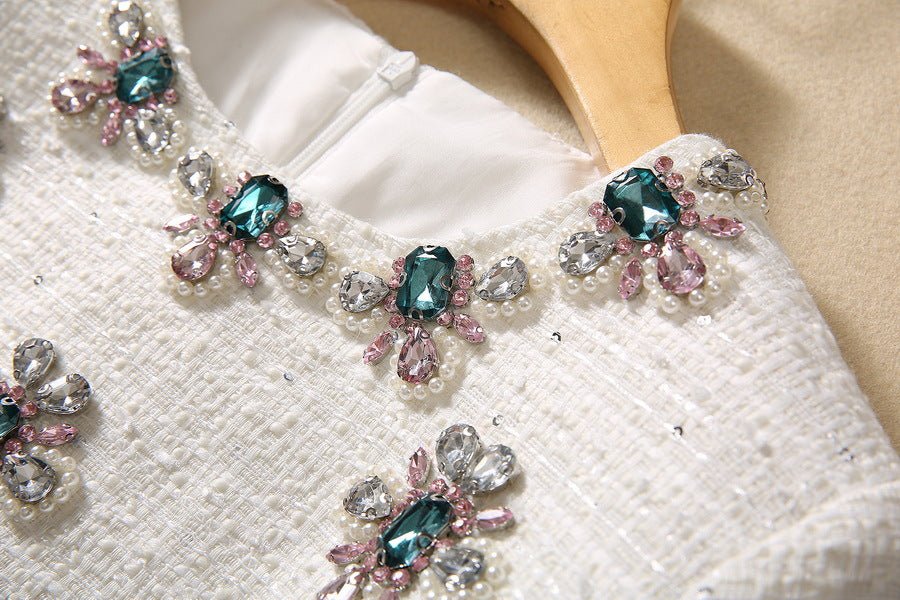 Robe tweed à sequins, perles et strass cintrée à la taille — creamy-white S-XXL. - IVOIRART.COM