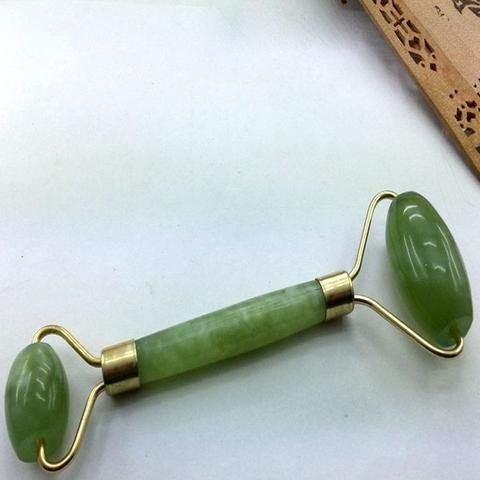 Rouleau de Massage Visage en Jade pour Beauté et Détente Relaxante du Visage - IVOIRART.COM