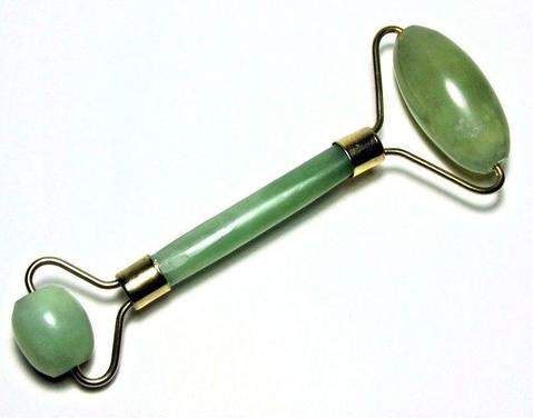 Rouleau de Massage Visage en Jade pour Beauté et Détente Relaxante du Visage - IVOIRART.COM