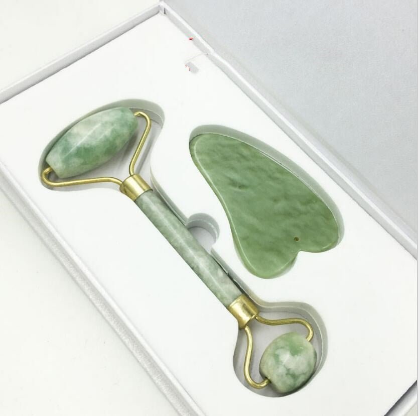 Rouleur de Jade pour Massage Facial Soulageant la Tension et Revitalisant la Peau - IVOIRART.COM