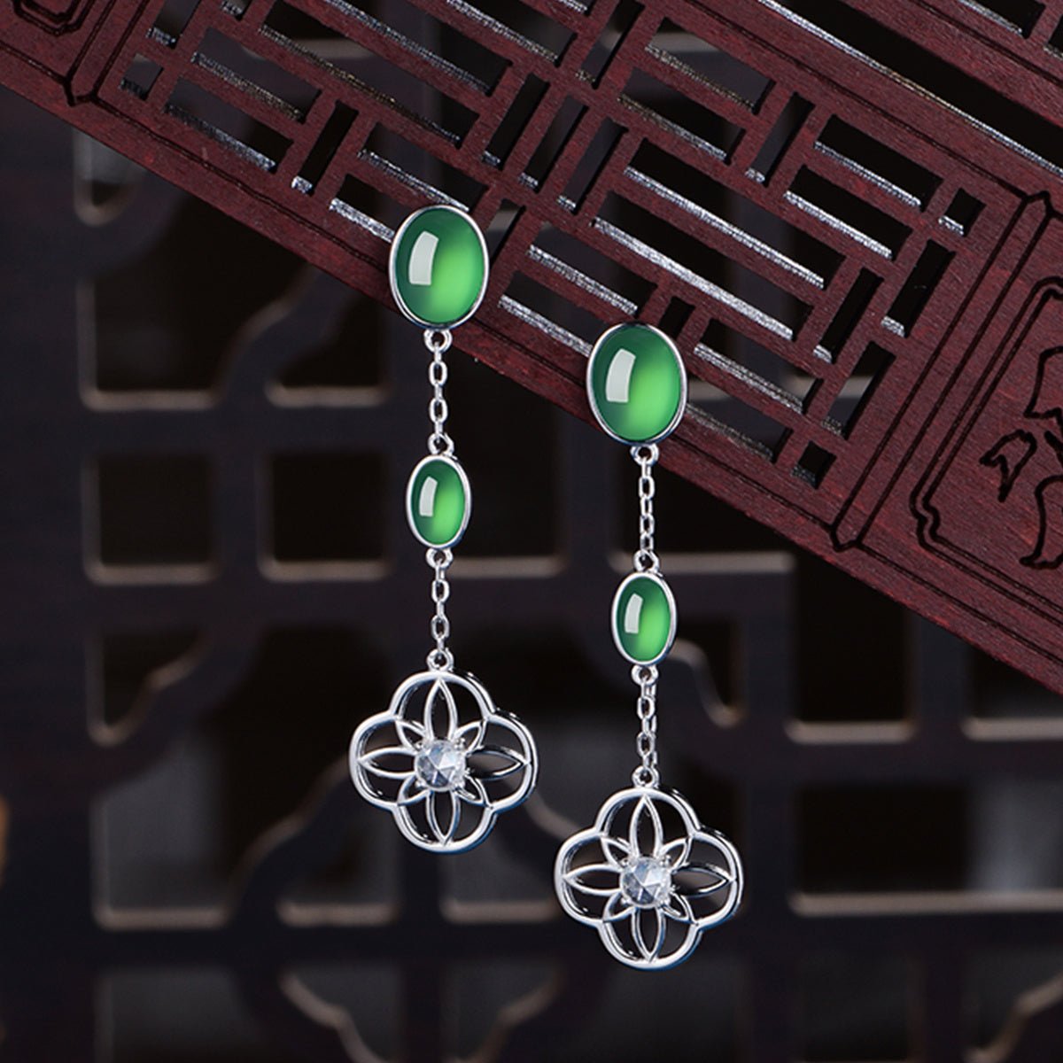 S925 Sterling Silver Dangle Earrings, 8x6mm Oval Green Chrysoprase Drop Earrings, Platinum Plated 4.7g Elegant Long Chain Earrings With Gift Box - IVOIRART.COM