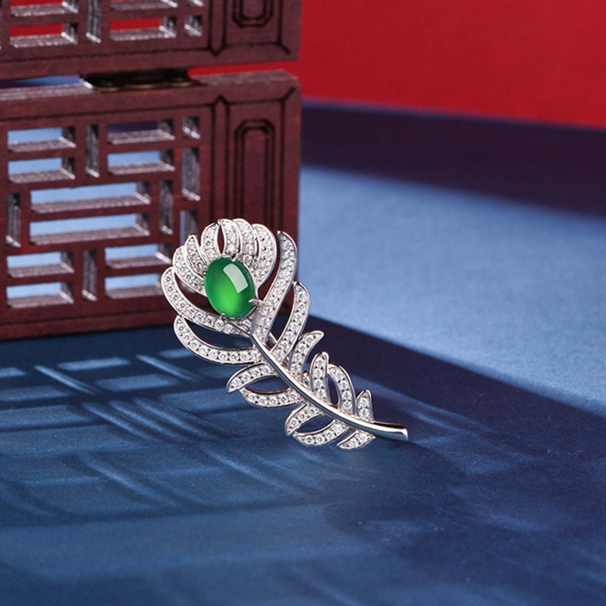 S925 Sterling Silver Feather Brooch, 8x6mm Cabochon Green Chrysoprase, Platinum Plated 4.6g, Elegant Leaf Brooch Pin For Women With Gift Box - IVOIRART.COM