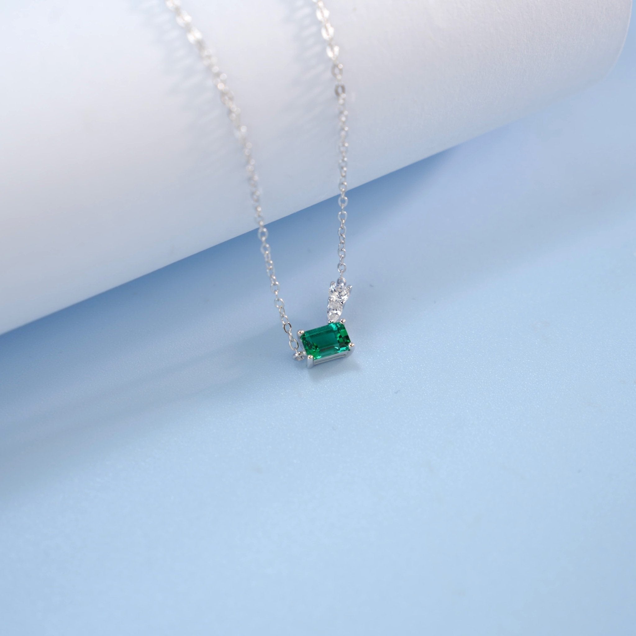 S925 Sterling Silver Geometric Necklace, 6x4mm Lab-Grown Ruby & Emerald, Platinum Plated Minimalist Chain, 2g Women's Jewelry Gift Box - IVOIRART.COM