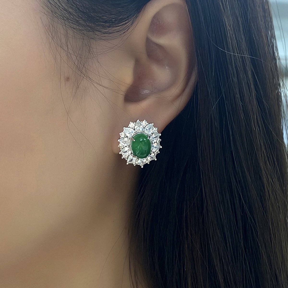 S925 Sterling Silver Halo Stud Earrings, 9x7mm Oval Green Chrysoprase, Platinum Plated 6.6g Elegant Earrings With Fashion Gift Box - IVOIRART.COM