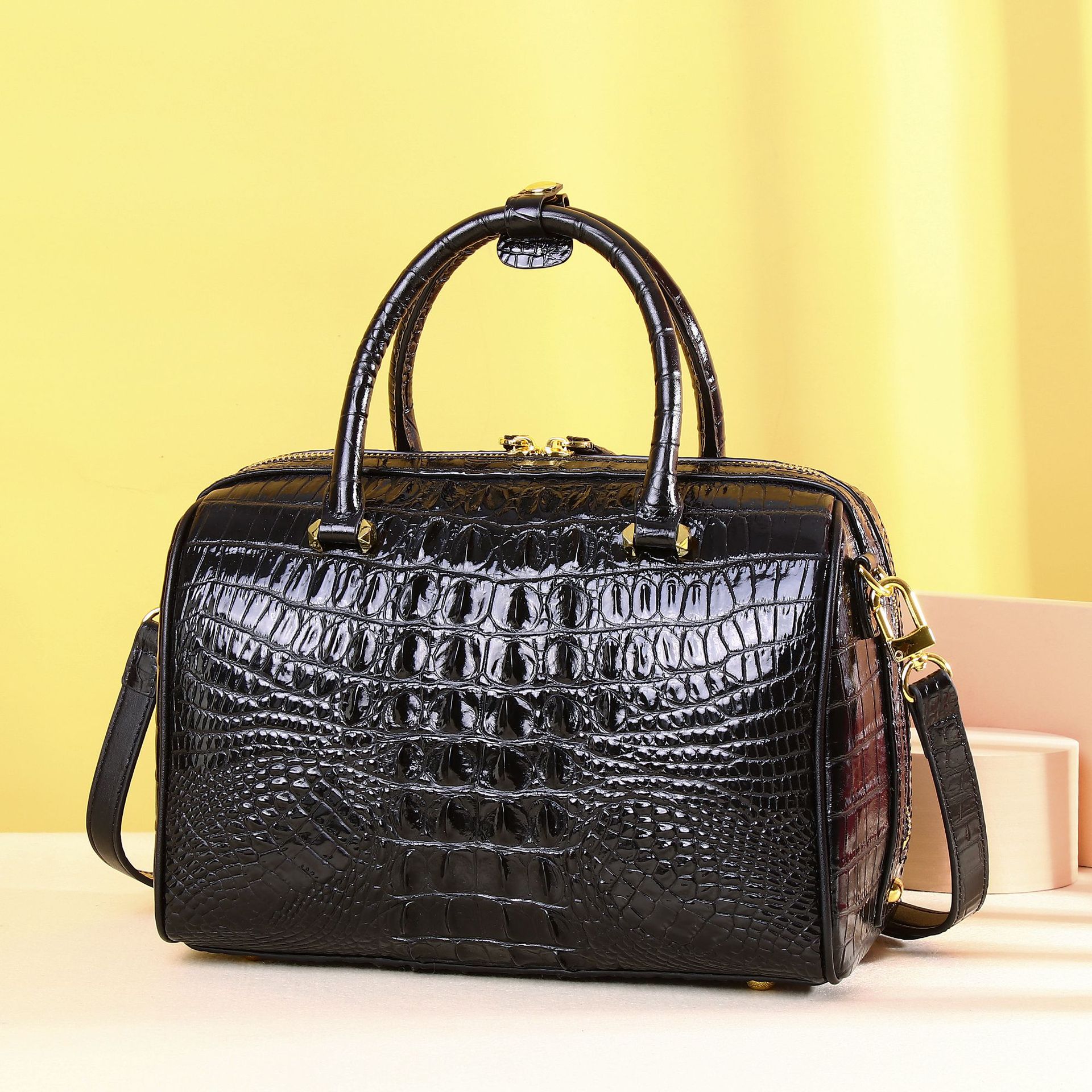 Sac bandoulière classique pour dames à épaule rembourrée, design élégant - IVOIRART.COM