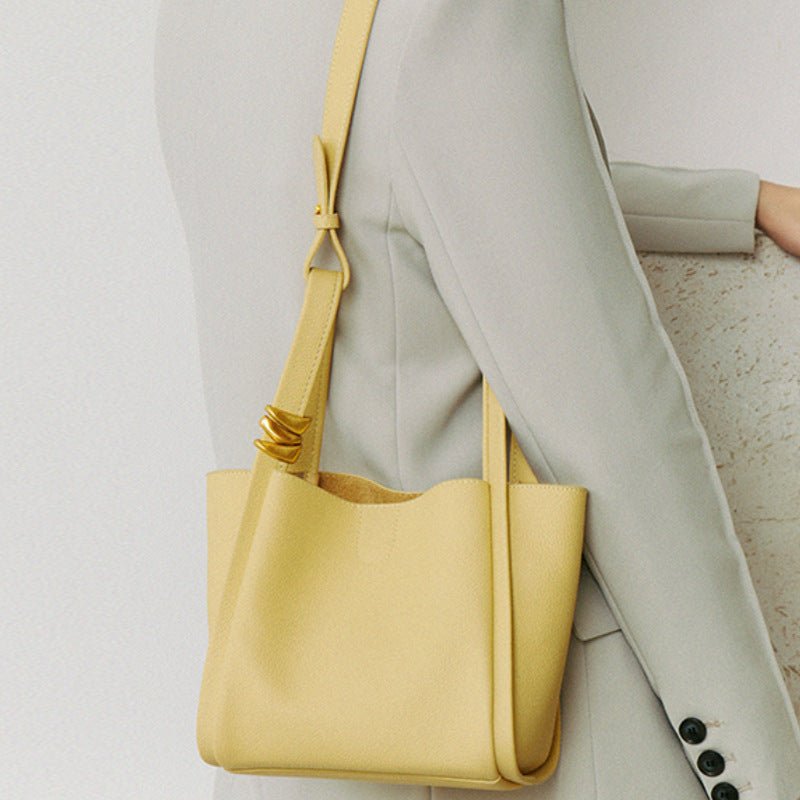 Sac bandoulière cuir femme une épaule — sac seau rétro en cuir pleine fleur mini - IVOIRART.COM