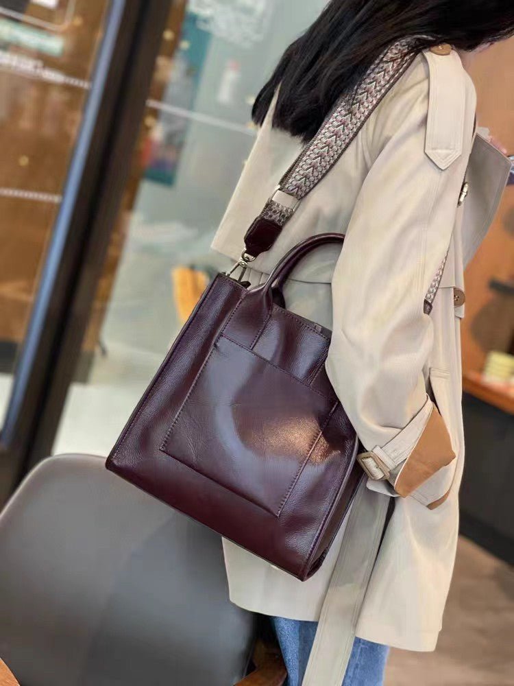 Sac bandoulière femme cuir tannage végétal, sangle large, forme carrée verticale - IVOIRART.COM