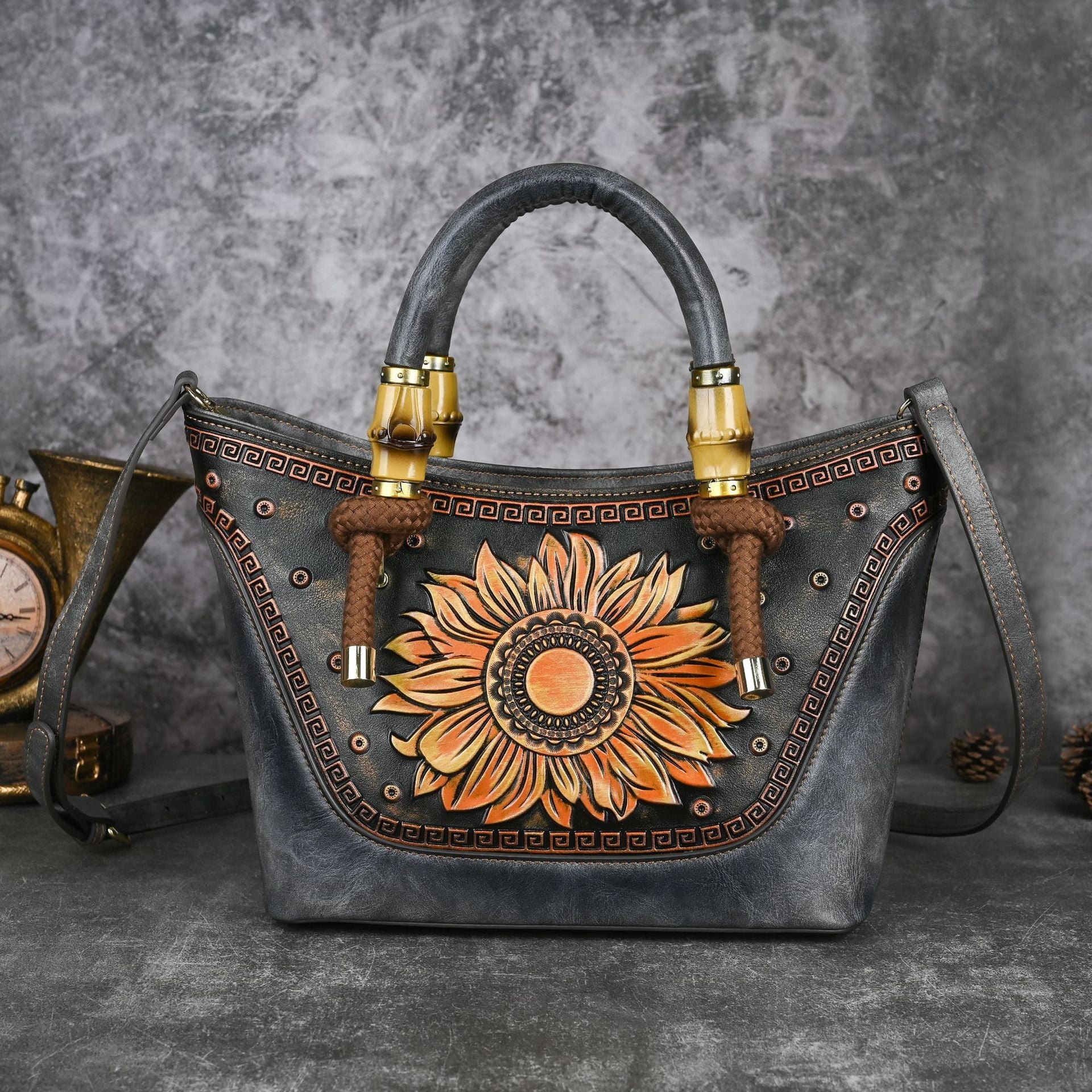 Sac bandoulière polyvalent élégant pour femme d'âge mûr, style asymétrique - IVOIRART.COM