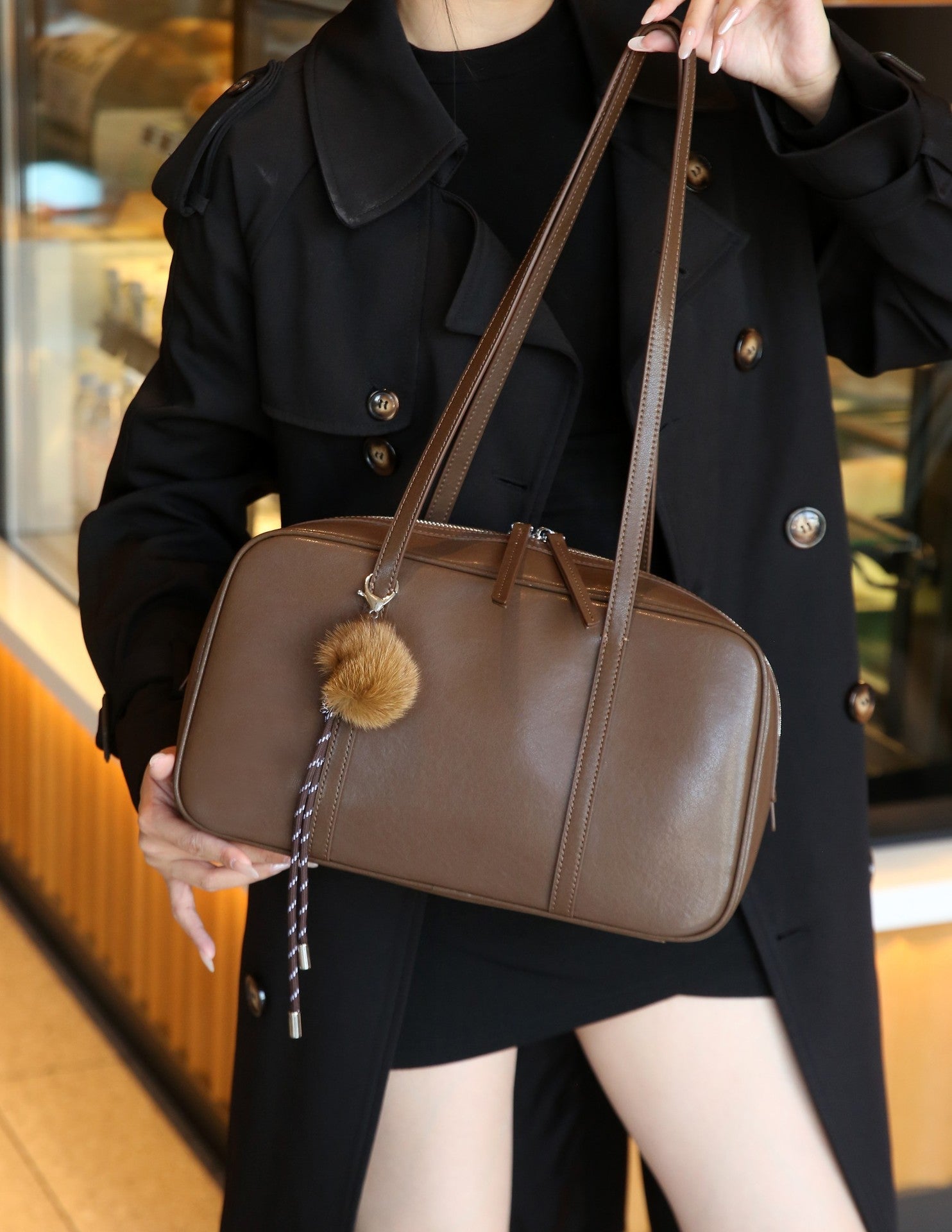 Sac Boston femme cuir pleine fleur, sac baguette luxueux, style minimaliste 2026 - IVOIRART.COM
