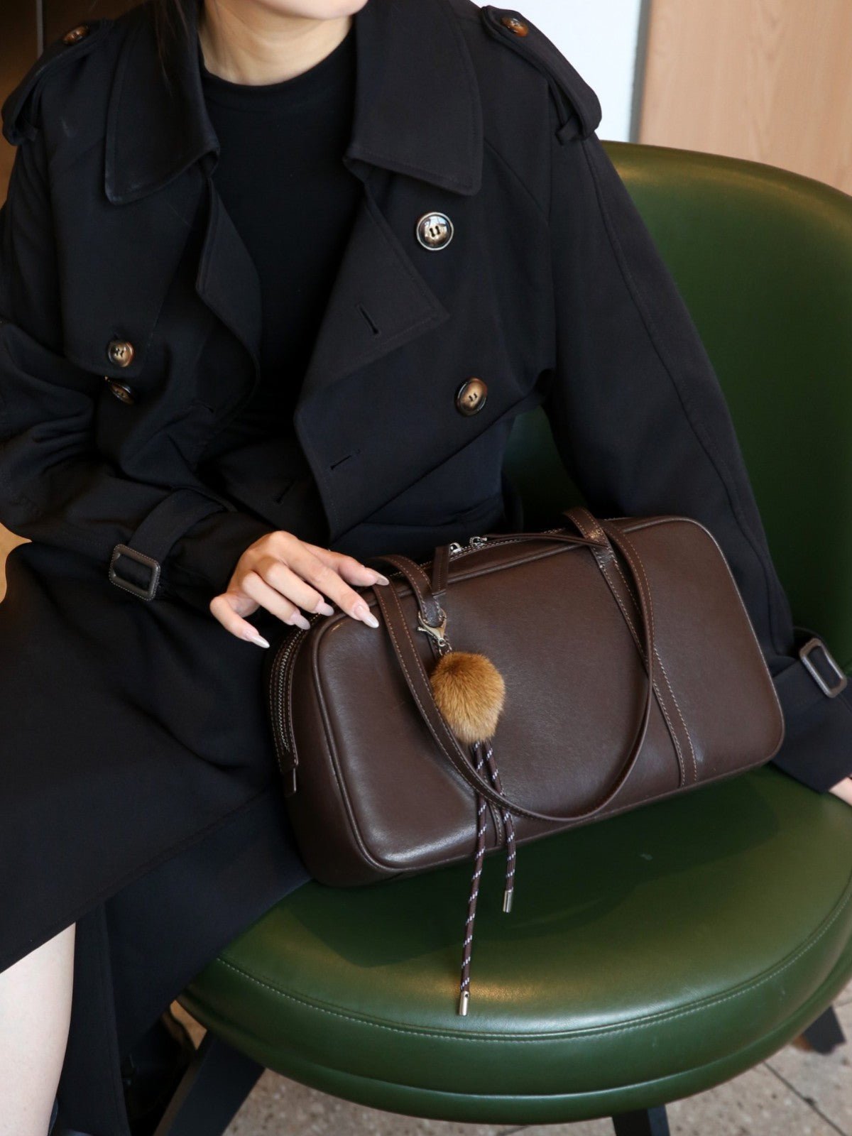 Sac Boston femme cuir pleine fleur, sac baguette luxueux, style minimaliste 2026 - IVOIRART.COM