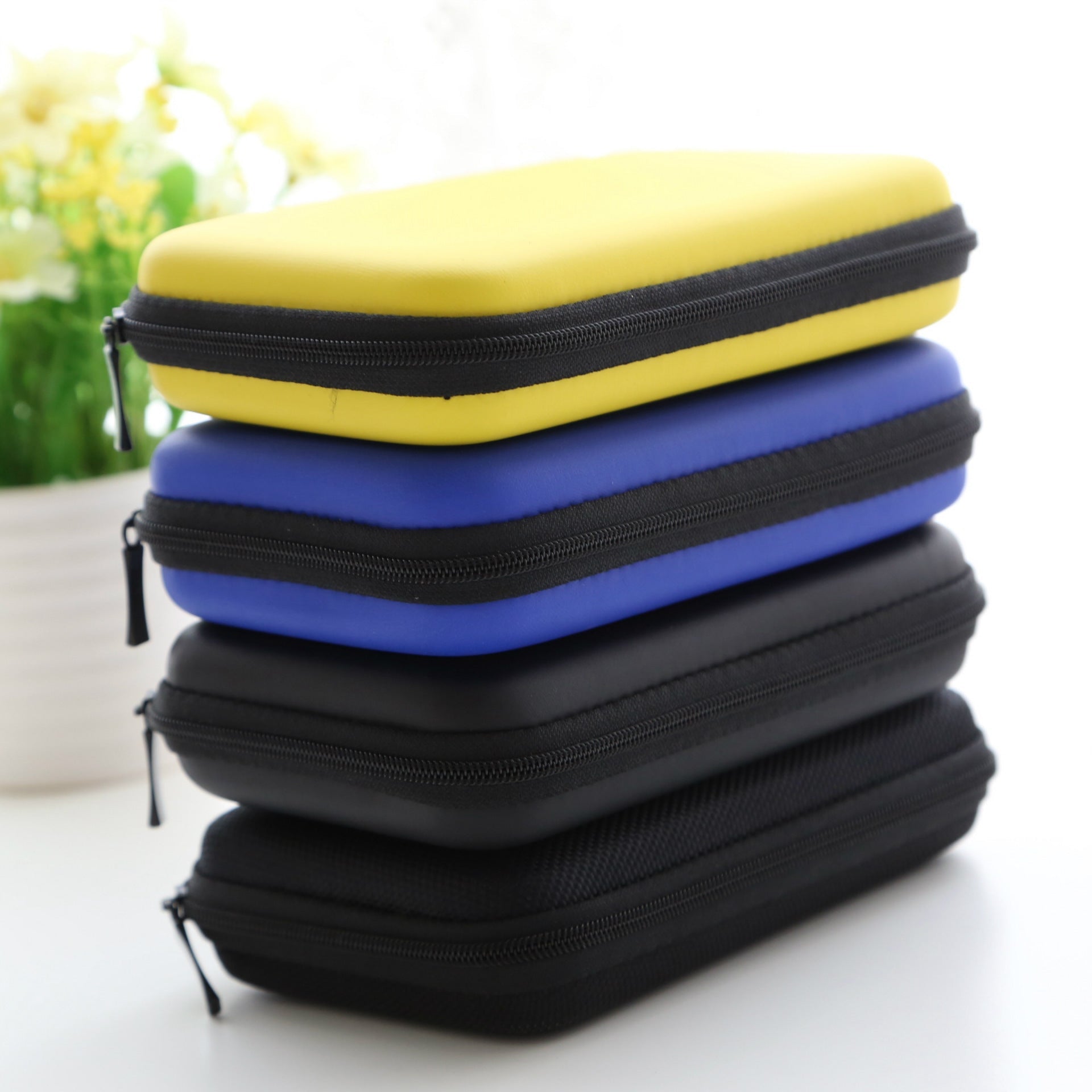 Sac de Rangement Multifonction en EVA pour Accessoires Numériques - Compact et Pratique - IVOIRART.COM