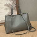 Sac femme cuir véritable en cuir pleine fleur - Tote commuter élégant & versatile - IVOIRART.COM