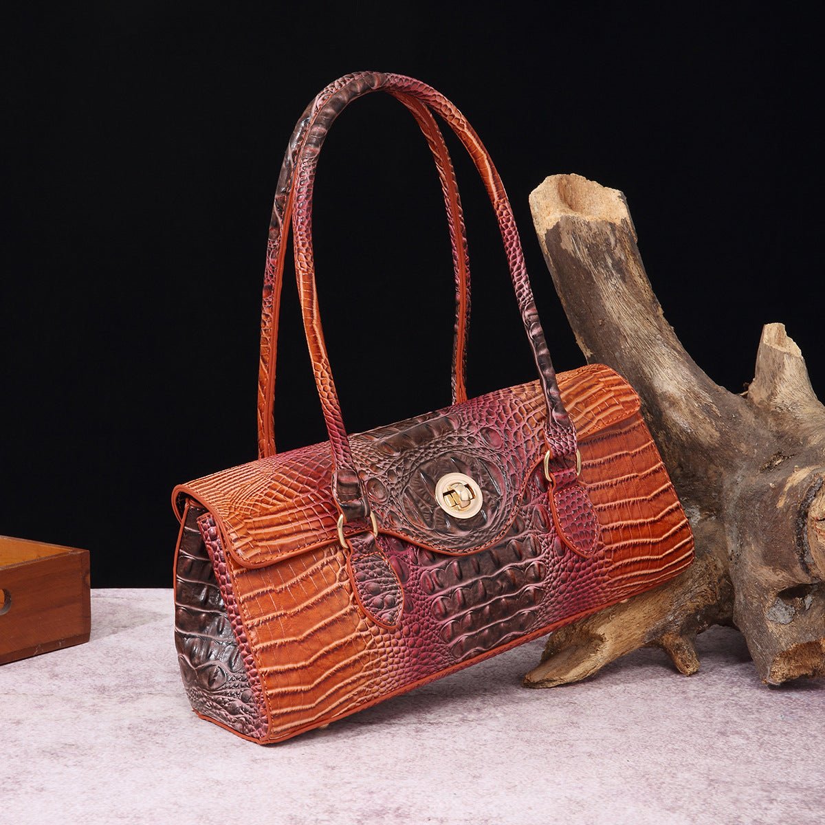 Sac fourre-tout à épaule pour femmes en cuir synthétique motif crocodile brahmin - IVOIRART.COM