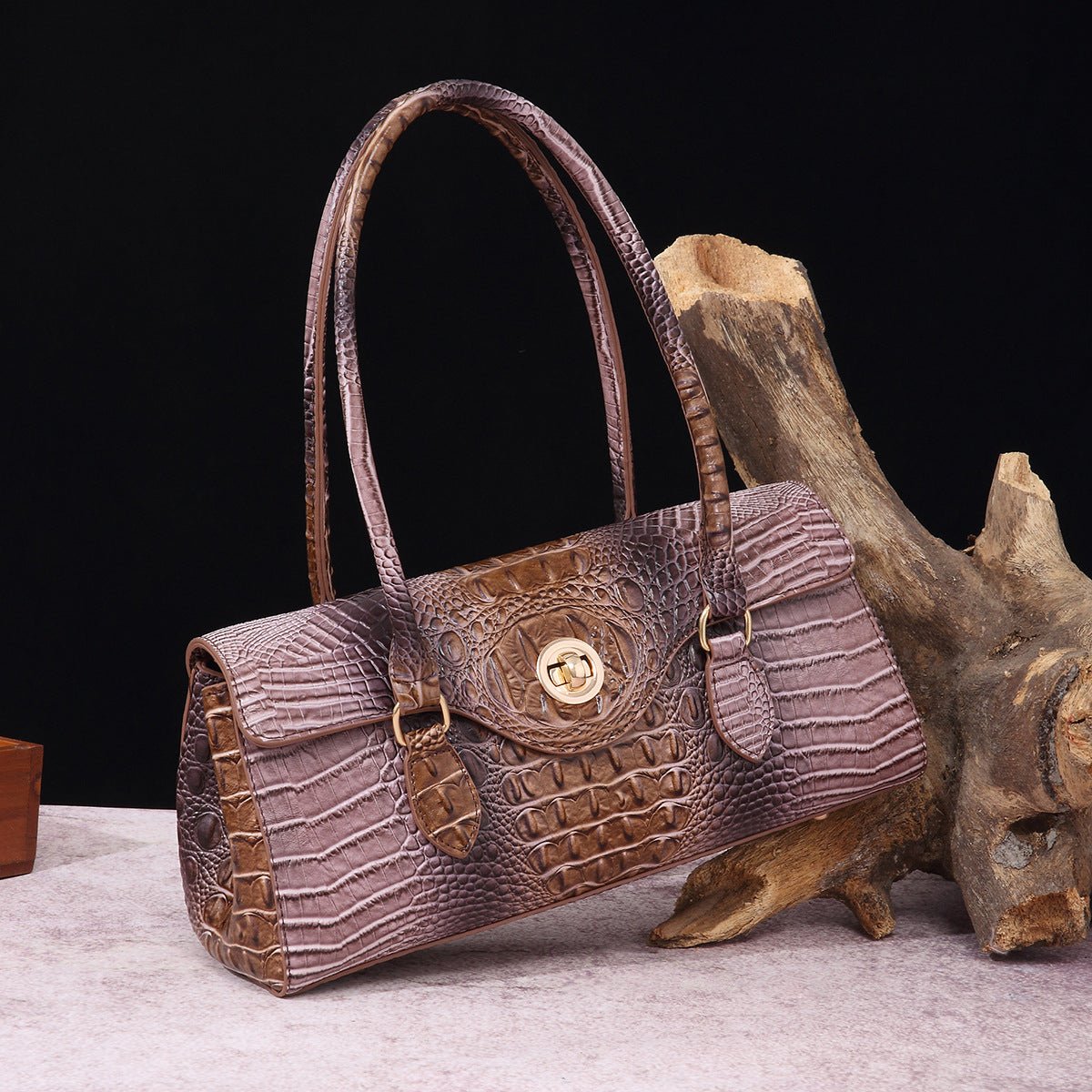 Sac fourre-tout à épaule pour femmes en cuir synthétique motif crocodile brahmin - IVOIRART.COM