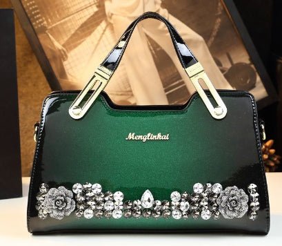Sac fourre-tout pour femme élégant en cuir véritable, orné de clous mode - IVOIRART.COM