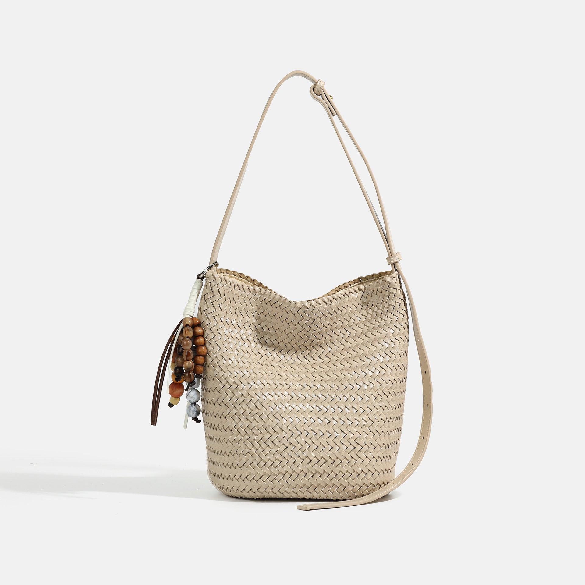 Sac Seau Tissé Main à Porter à la Main pour Femmes Élégantes et Urbaines - IVOIRART.COM