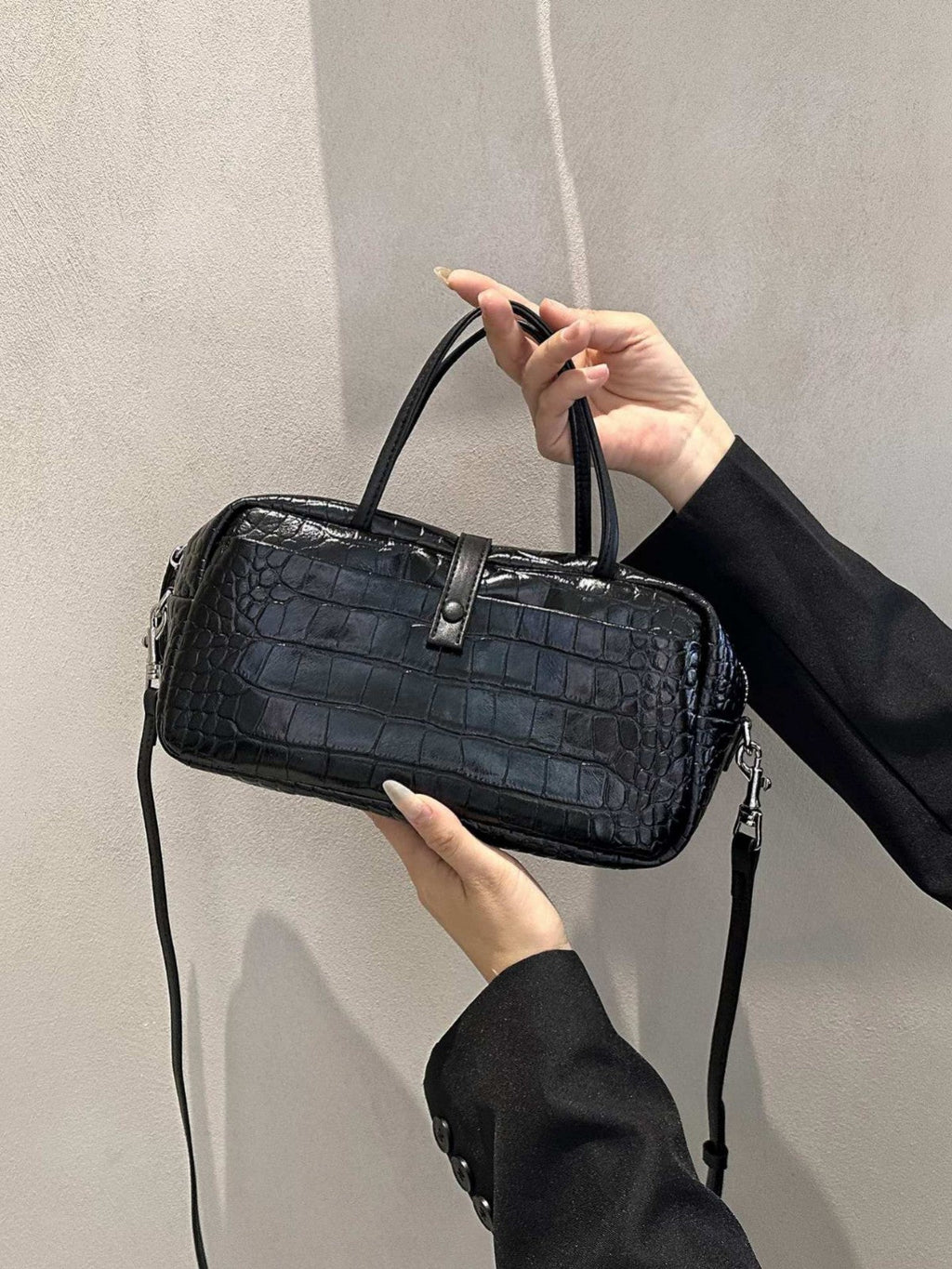 Sac Toast Croco en Cuir Véritable première couche, taille moyenne, style luxe - IVOIRART.COM