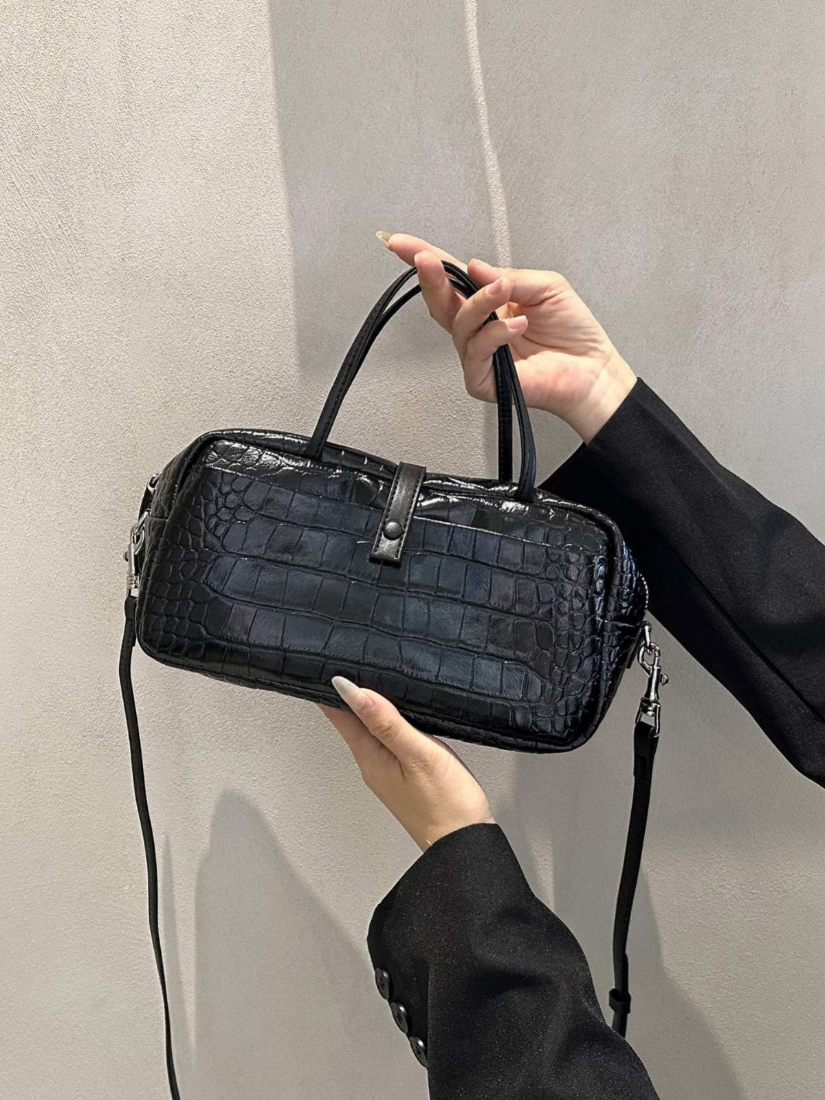 Sac Toast Croco en Cuir Véritable première couche, taille moyenne, style luxe - IVOIRART.COM