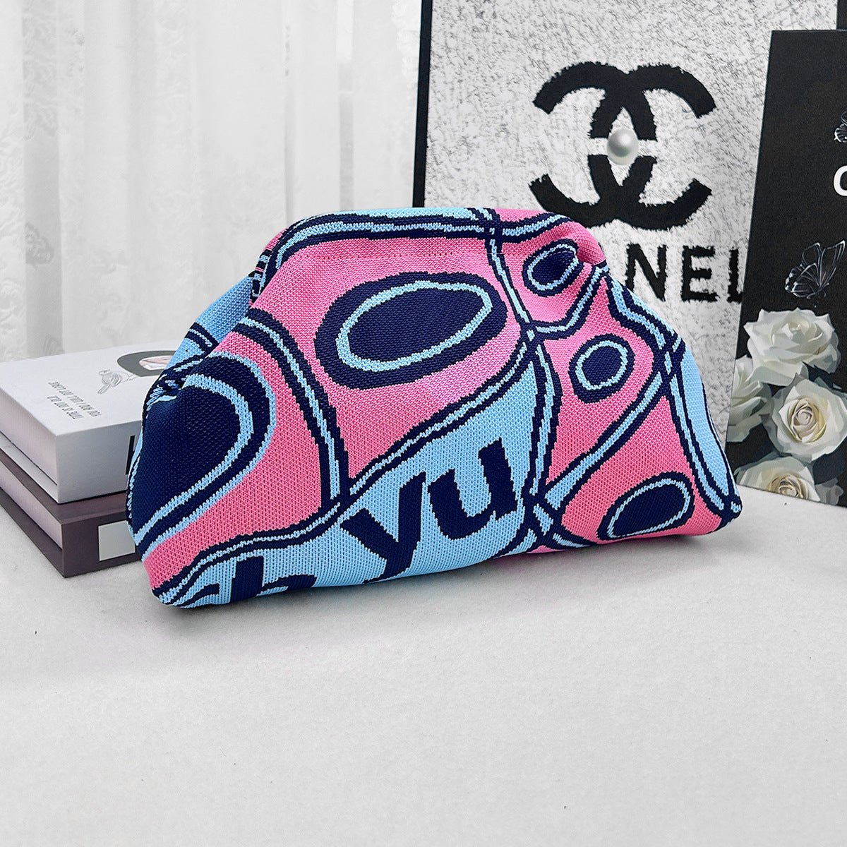 Sac Tricoté Femme à Rayures - Pochette Élégante Sans Bandoulière, 30x22x9 cm - IVOIRART.COM