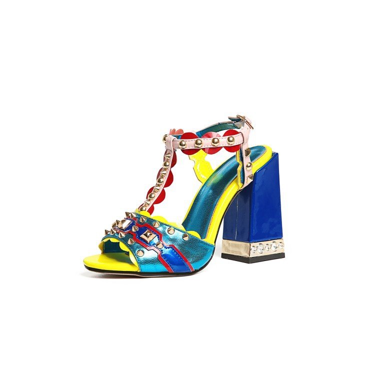 Sandales en cuir grande taille pour femme - Style rétro, talon épais et bride cheville - IVOIRART.COM