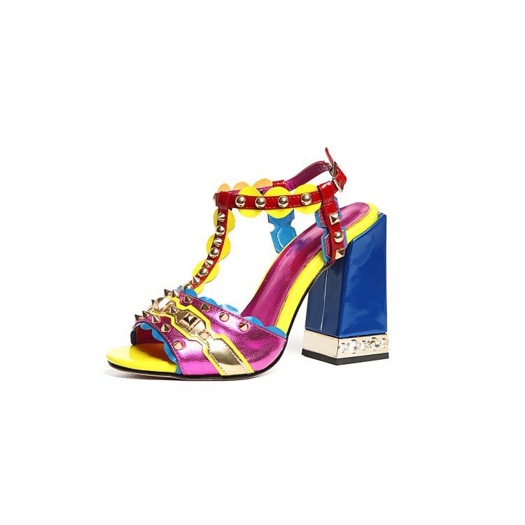 Sandales en cuir grande taille pour femme - Style rétro, talon épais et bride cheville - IVOIRART.COM