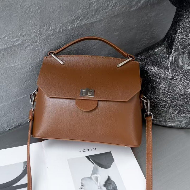 Sentong Sac messager en cuir végétal luxe, polyvalent, format horizontal 26x20cm - IVOIRART.COM