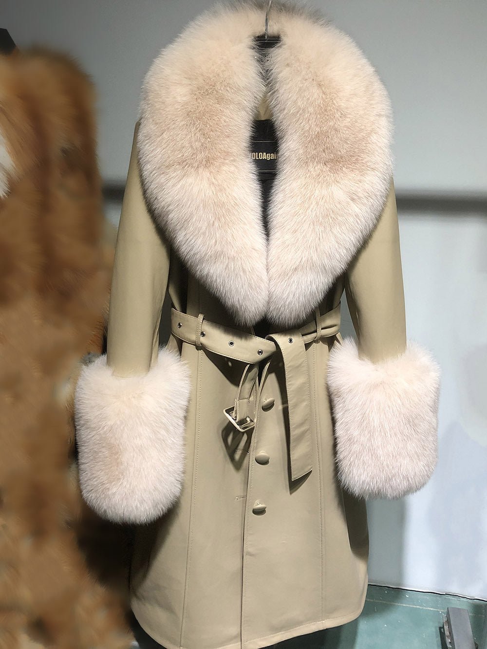 Slim-fit Leather Sheepskin Fox Fur Coat - IVOIRART.COM