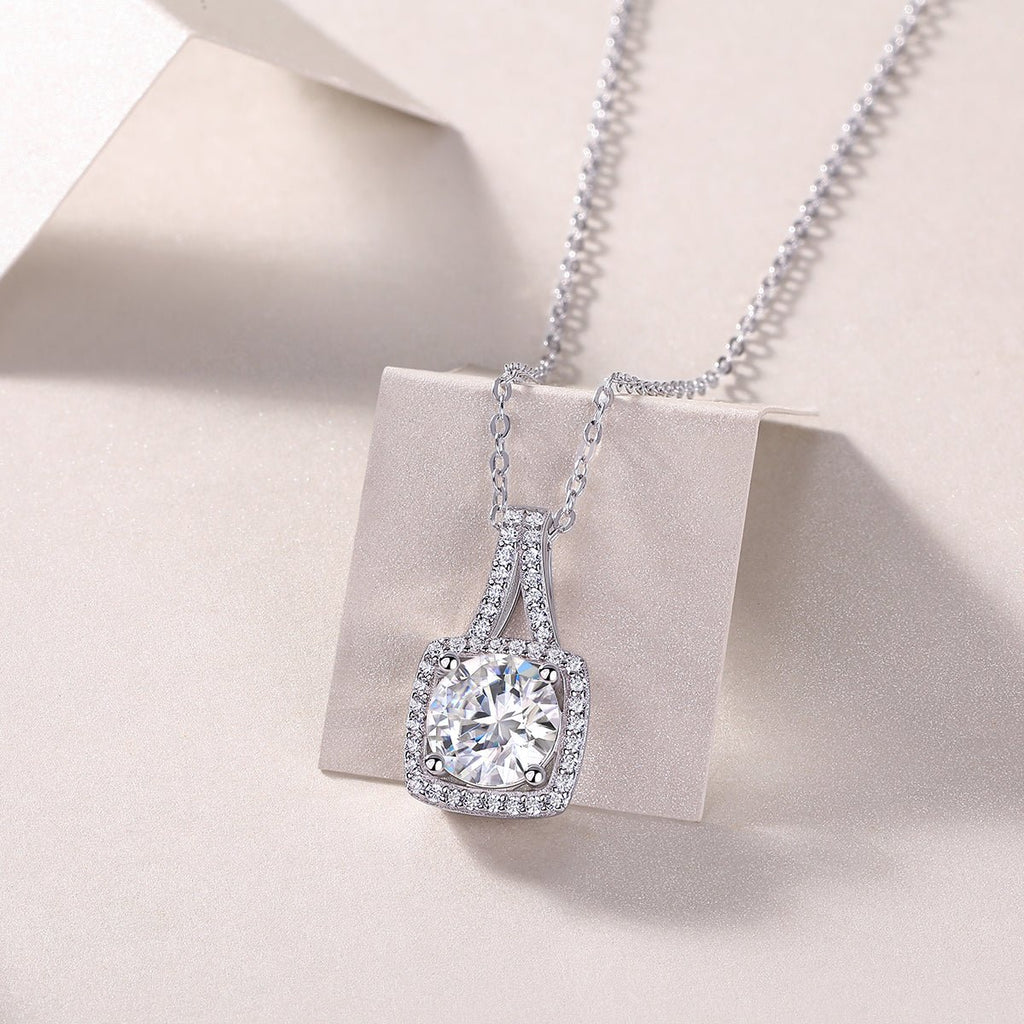 Small Square Diamond - Set With Top-quality Moissanite, Fashionable And Light Luxury Jewelry, Silver Pendant Necklace S925, Silver-plated Platinum - IVOIRART.COM