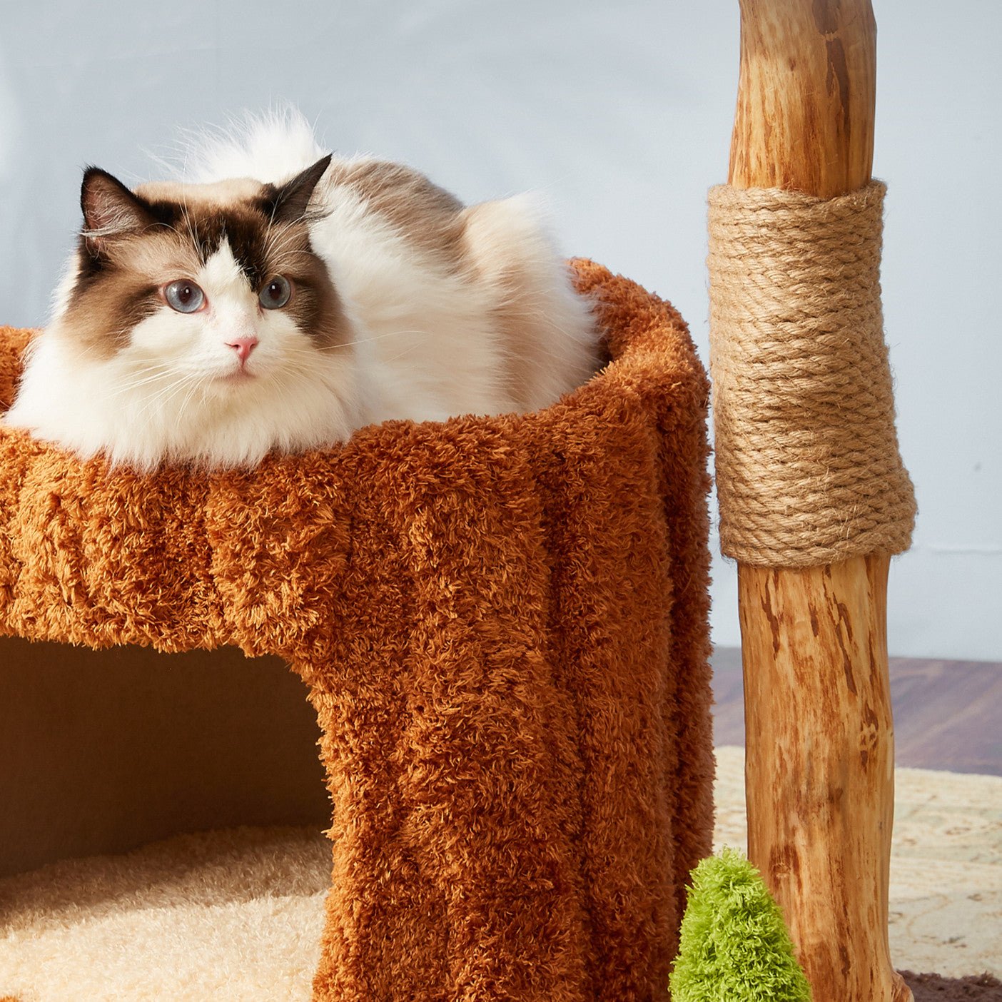 Solid Wood Cat Climbing Frame Integrated Sisal Toy - IVOIRART.COM