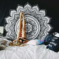 Tapisserie murale imprimée noir et blanc, serviette et couverture de plage - IVOIRART.COM