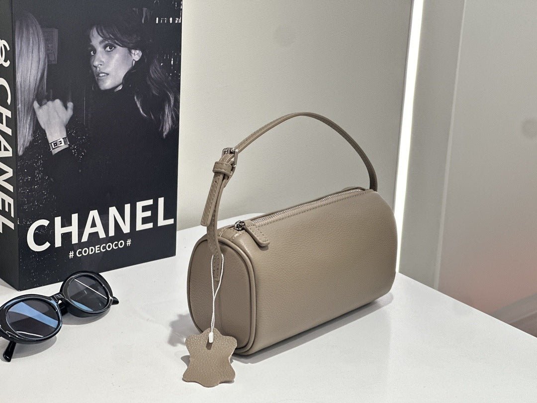 Top-Grain Cowhide Cylinder Shoulder Bag — Customizable Pen Holder for Women 2025 - IVOIRART.COM