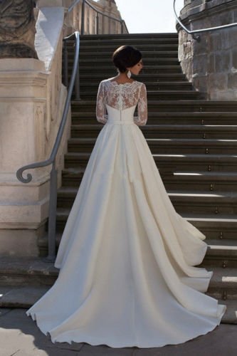 V-neck Wedding Dress New European Style Simple Trailing Tail - IVOIRART.COM
