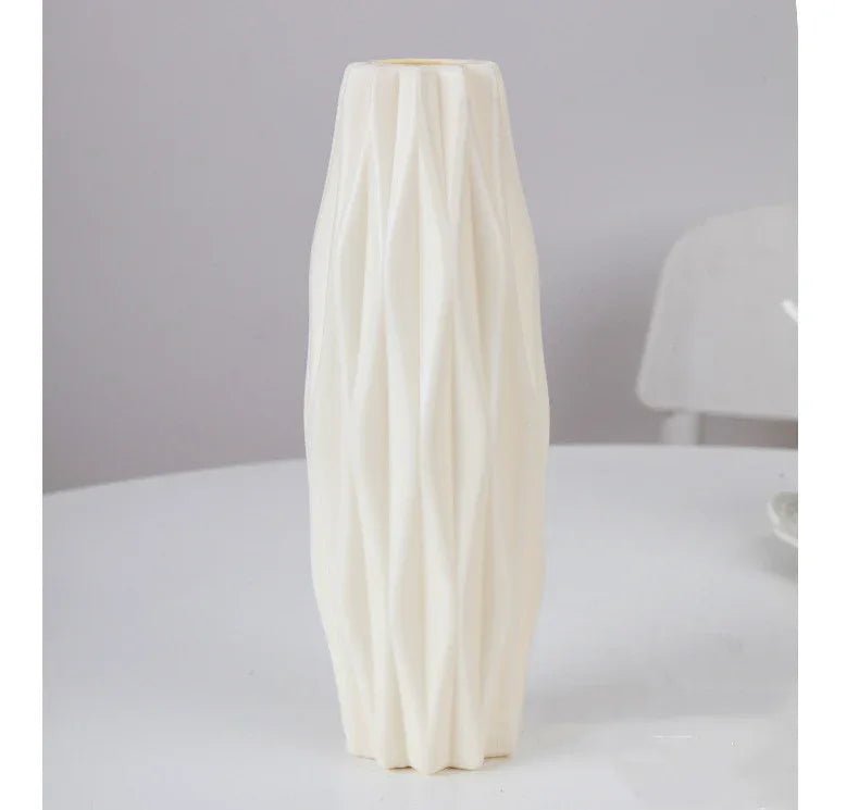 Vase décoratif en plastique PE anti - chute avec finition émaillée imitation porcelaine - IVOIRART.COM