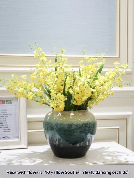 Vase décoratif Holly en céramique avec fleurs artificielles pour compositions 20 - IVOIRART.COM