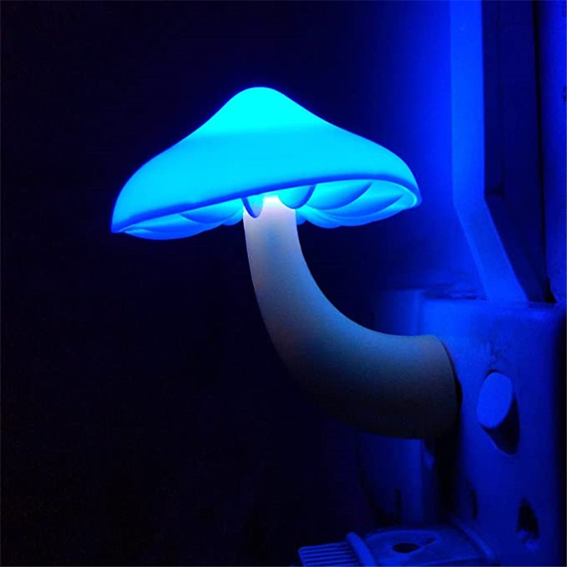 Veilleuse LED Champignon à Capteur Lumineux, Prise EU/US, Lumière Blanche Chaude - IVOIRART.COM