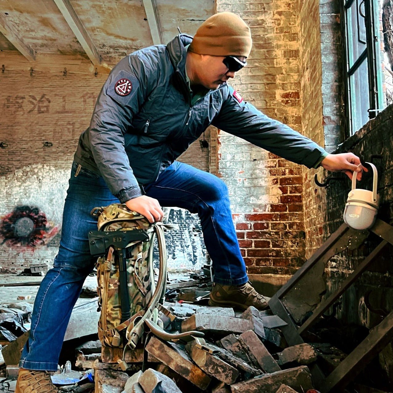 Vêtement extérieur imperméable protecteur contre le froid pour navette urbaine motif camouflage - IVOIRART.COM