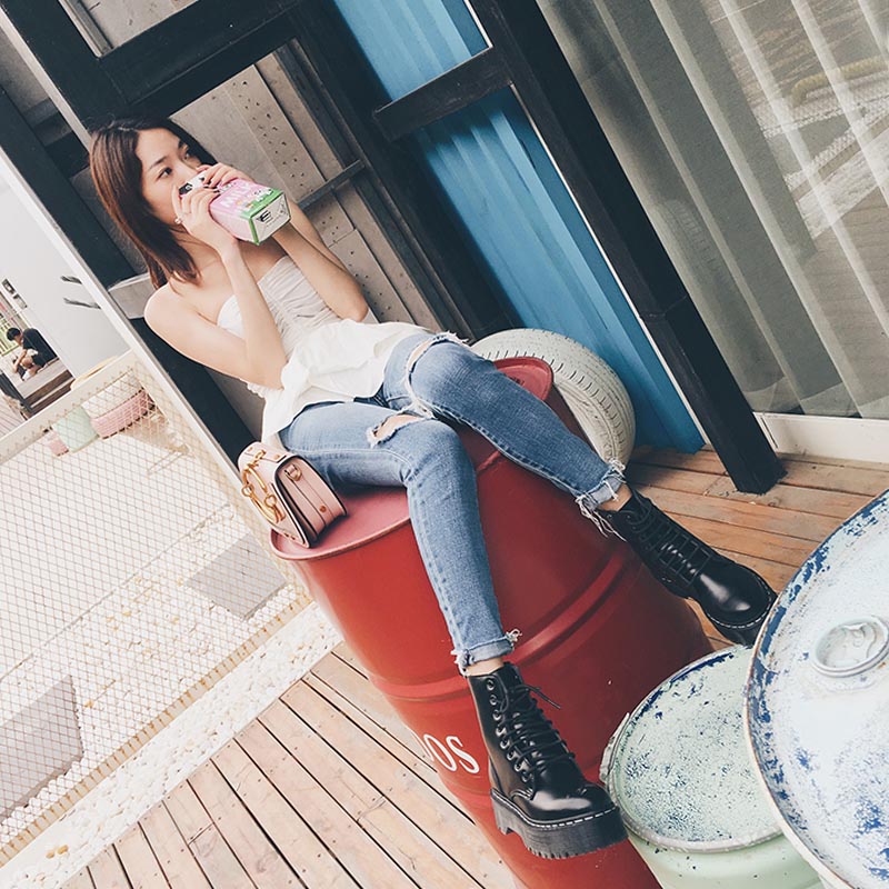 Web celebrity ankle boots are versatile - IVOIRART.COM